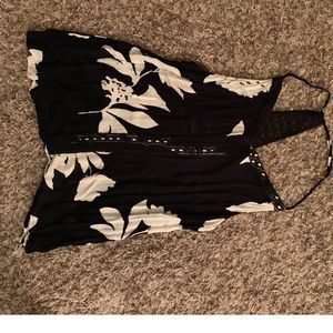 Floral LUCKY BRAND tank top - black and white